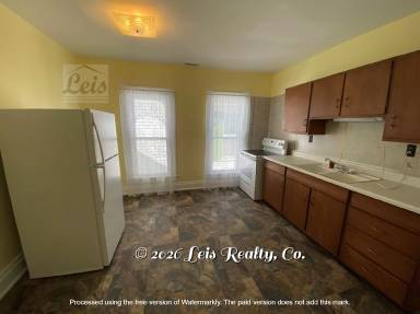 Main picture of 325 1/2 Gray Ave