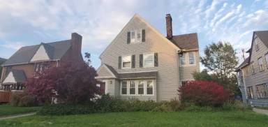 Main picture of 2921 Ludlow Rd