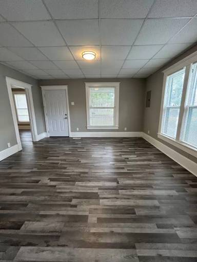 Main picture of 109 W 21st St