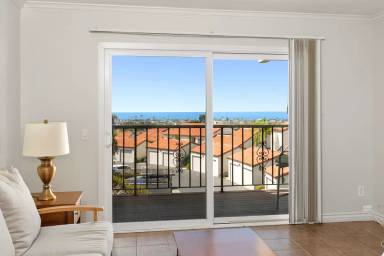 Main picture of 6673 Paseo del Norte