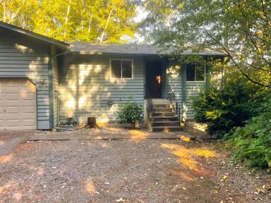 Main picture of 3624 105th St NW