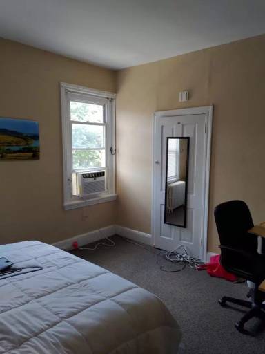 Main picture of 3940 Pine St