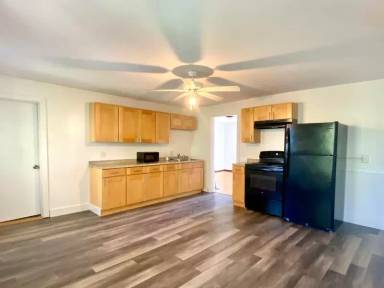 Main picture of 50 Spruce St