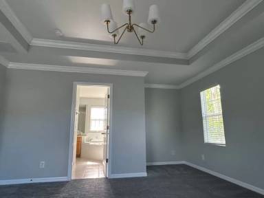 Main picture of 1115 Oak Pond Dr