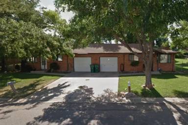Main picture of 3035 Denver St