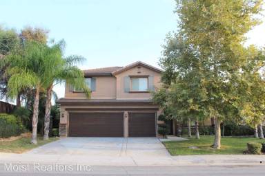 Main picture of 35345 Hogan Dr