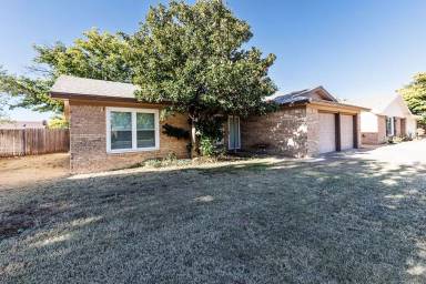 Main picture of 5519 1st Pl