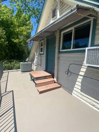 Main picture of 732 Chestnut St