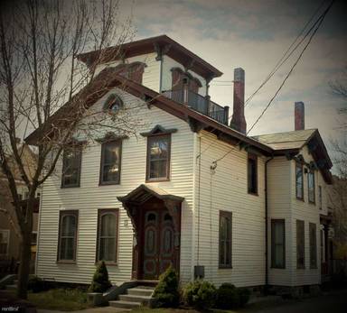 Main picture of 83 N Union St