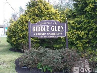 Main picture of Riddle Glen