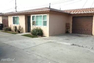 Main picture of 8535-39 Fontana St