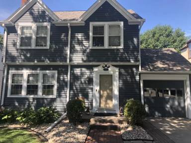 Main picture of 2312 N 51st St