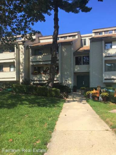 Main picture of 2101 Melrose Dr