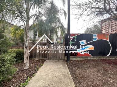 Main picture of 1211 R St