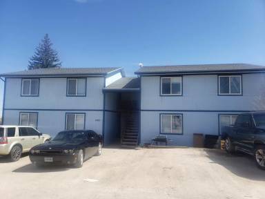 Main picture of 2055 South Mitchell Street - C