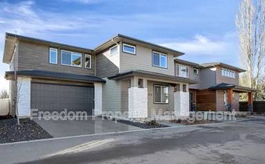 Main picture of 1446 E Star Dr