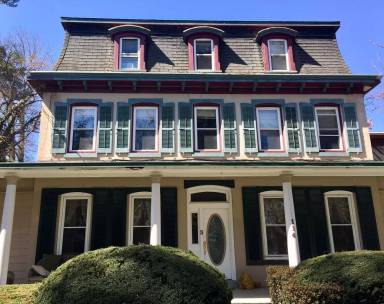 Main picture of 114 Bloomingdale Ave