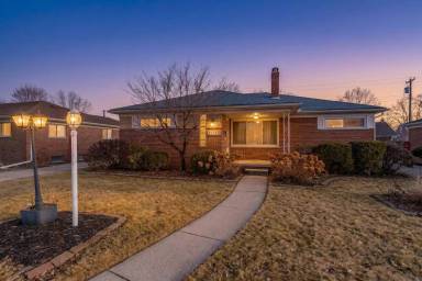 Main picture of 21135 Virginia Ave