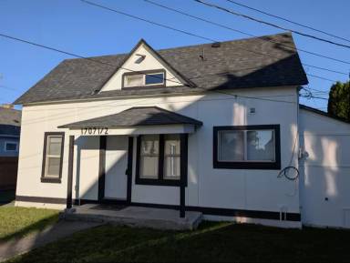 Main picture of 1705 Lombard Ave