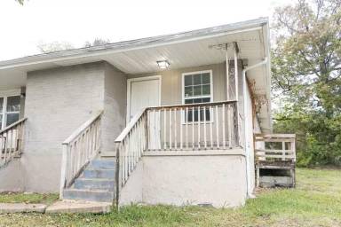 Main picture of 850 Arlington Ave