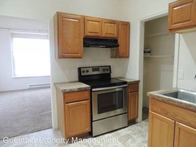 Main picture of 801 E Hoffman Ave