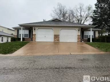 Main picture of 104 Brook Dr