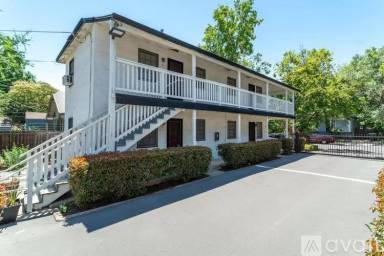 Main picture of 3213 L St
