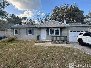 Main picture of 128 Reel Ave