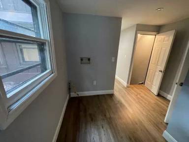 Main picture of 1152 Market St