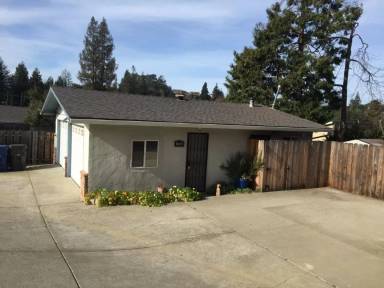 Main picture of 17440 Almond Rd