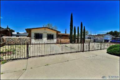 Main picture of 10117 Mercedes St