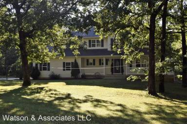 Main picture of 23124 Rosette Rd