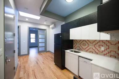Main picture of 86 Suydam St