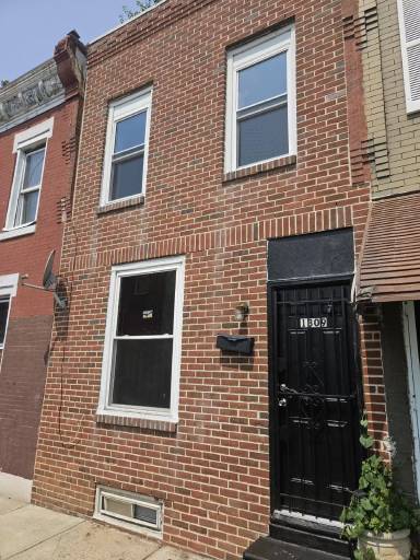 Main picture of 1309 W William St