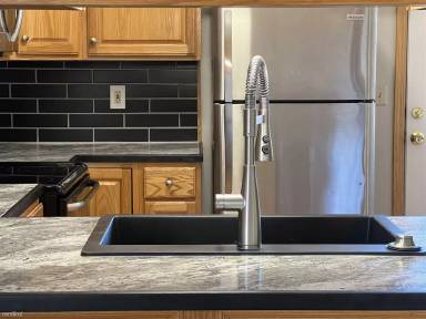 Main picture of 4620 N Hedgerow St