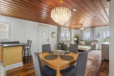 Main picture of 301 23rd Ave N