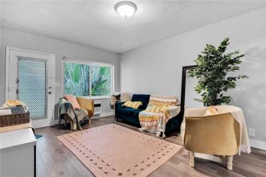 Main picture of 1711 Washington St