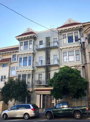 Main picture of 673 Oak St