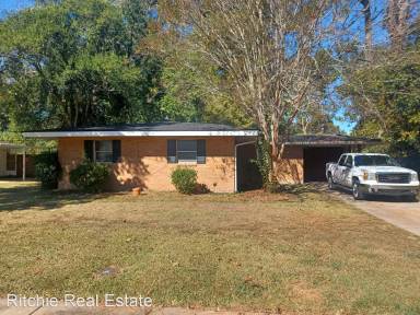 Main picture of 6116 Yoho Dr