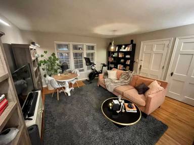 Main picture of 5112 Minnetonka Blvd