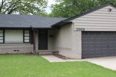Main picture of 2968 Phyllis Ln