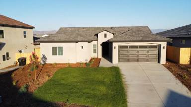 Main picture of 6221 Curvy Hills Dr