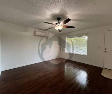 Main picture of 3370 Beacon Ct NE