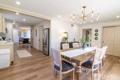 Main picture of 1420 Hamilton Dr