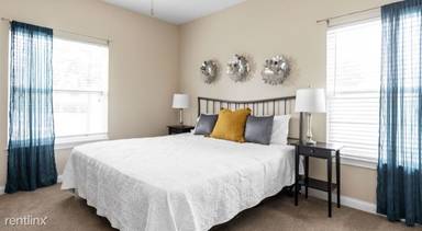 Main picture of 11640 Breezy Point Ln