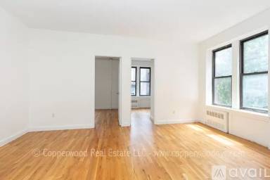Main picture of 315 East 84th St