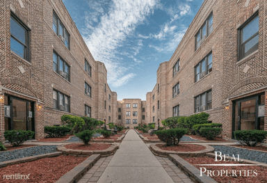 Main picture of 3724 N Pine Grove Ave