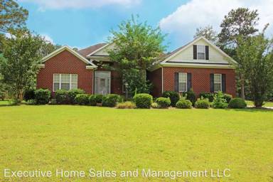 Main picture of 107 W Raintree Ln