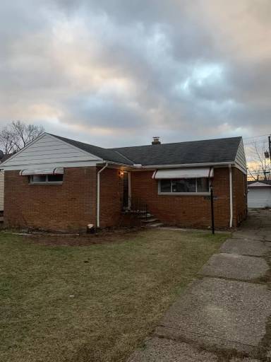 Main picture of 4164 E 187th St