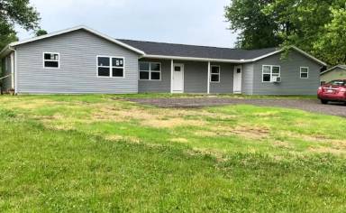Main picture of 1410 Peachtree Dr